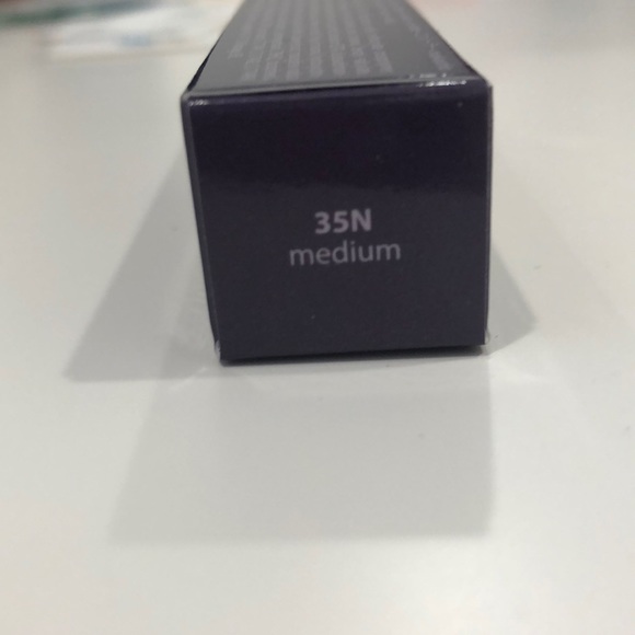 Tarte Shape Tape concealer - Picture 3 of 3